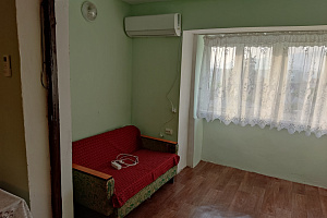 3к-комнатная квартира Адлейба 232 в Сухуме 12