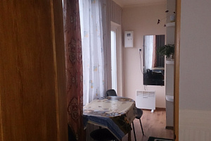 1-комнатная квартира в частном доме Декабристов 23 в Севастополе 5