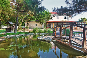 Санатории Геленджика с бассейном, "Кабардинка" с бассейном - фото