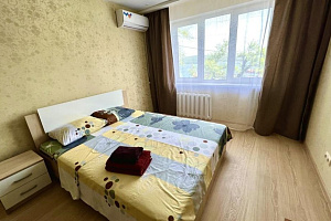 «Рент на Крыгина 82» 2х-комнатная квартира