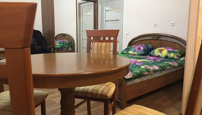 1-комнатная квартира Проезд Геологоразведчиков 44А в Тюмени - фото 1
