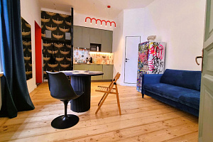 2х-комнатная квартира Маяковского 27