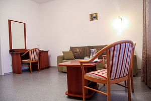 &quot;Заречная&quot; гостиница в Томске фото 3