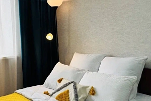 "ApartCompany на Ленина" 2х-комнатная квартира