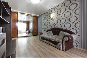Гостиницы Астрахани с сауной, 3х-комнатная Звёздная 17к3 с сауной - забронировать номер