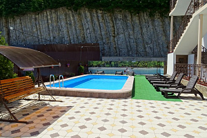 Гостиницы Пляхо с бассейном, "Grand Royal" с бассейном - раннее бронирование