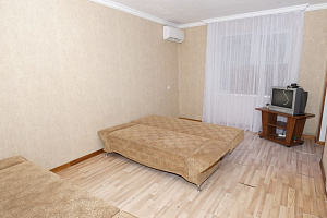 Квартиры Абхазии летом, 1-комнатная Кодорское шоссе 665/22 кв 14 летом - раннее бронирование