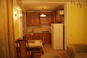 3х-комнатная квартира Крымская 7 в Феодосии 7