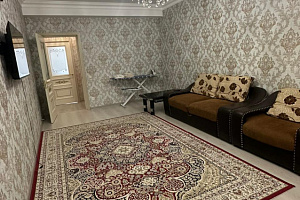 Отели Дагестана в центре, "У моря" 2х-комнатная в центре - забронировать номер