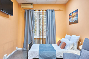 Квартиры Севастополя летом, 1-комнатная Большая Морская 41 летом - фото