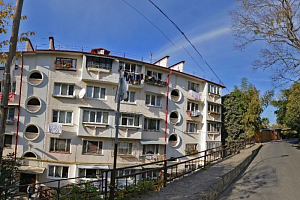 2х-комнатная квартира Грибоедова 17 кв 106