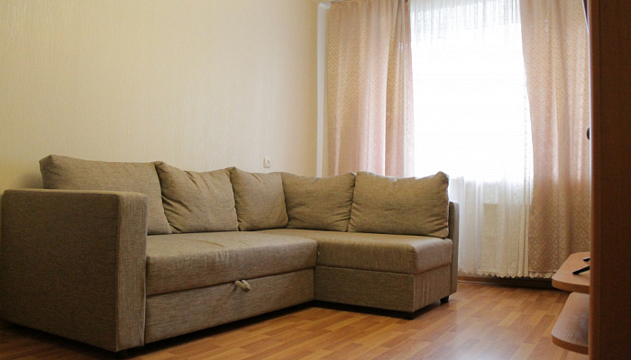 2х-комнатная квартира Радищева 27 в Тюмени - фото 1