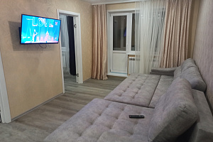 Гостиницы Ульяновска с джакузи, 4х-комнатная Хрустальная 44 с джакузи - фото