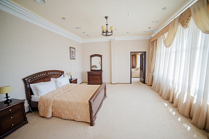 &quot;Роял&quot; отель