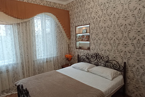 Отели Кисловодска для отдыха с детьми, 2х-комнатная Профинтерна 22 для отдыха с детьми