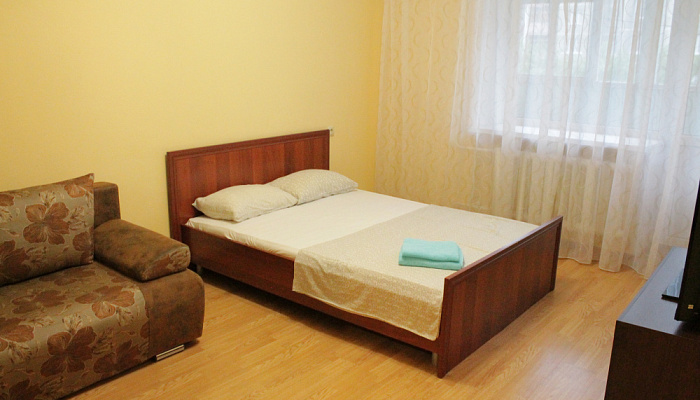 1-комнатная квартира Малыгина 5 в Тюмени - фото 1