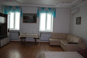 Квартиры Азова 2-комнатные, "Надежда" 2х-комнатная - цены