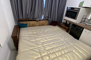 Отдых в Новороссийске, 2х-комнатная Мурата Ахеджака 5 в августе - фото