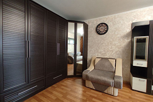 Квартиры Хабаровска 3-комнатные, 1-комнатная Сысоева 8 3х-комнатная - раннее бронирование