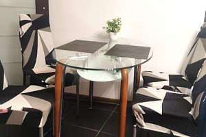 Гостиницы Тюмени шведский стол, "Совершенство" 2х-комнатная шведский стол - раннее бронирование