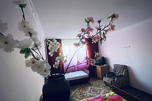 Гостиницы Славянска-на-Кубани на карте, 3х-комнатная Комсомольская 116 на карте - цены