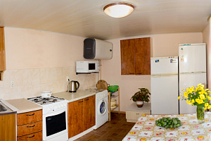 Частный сектор Абхазии с кухней в номере, "RusAmra" с кухней в номере