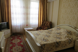 Комната в , "На Омской" - фото