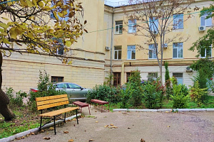 Квартиры Севастополя в центре, 2х-комнатная Нахимова 7 в центре - снять