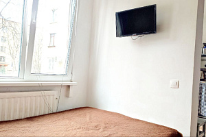 Дома Санкт-Петербурга на месяц, 1-комнатная Новаторов 50 на месяц - снять