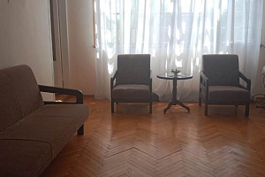 Квартиры Абхазии 3-комнатные, 3х-комнатная Акиртава 5 кв 10 3х-комнатная - снять