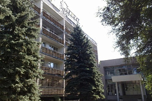 Квартиры Луганска в центре, "Турист" в центре - фото