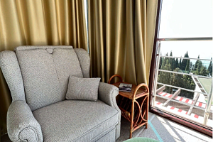 Отели Крыма в горах, "Лес" 1-комнатная в горах - цены