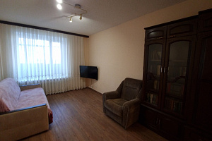 3х-комнатная квартира Космонавтов 3/2