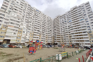 Отели Новороссийска с собственным пляжем, 1-комнатная Ленина 99 с собственным пляжем