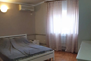 "На Октября" 1-комнатная квартира