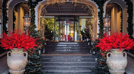 Где остановиться рядом с Эрмитажем зимой — обзор жилья