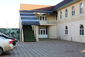 Гостиницы Ставрополя с бассейном, "Амазонка" с бассейном - раннее бронирование