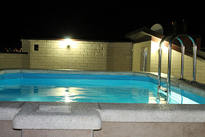 Отдых в Геленджике с крытым бассейном, "Манополис'' с крытым бассейном - забронировать