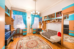 Отели Санкт-Петербурга недорого, "В Центре" комната недорого - забронировать номер