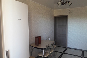 Квартиры Ейска летом, 1-комнатная Коммунистическая 21 летом - цены