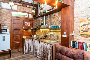 "В старинном особняке с балконом" 2х-комнатная квартира