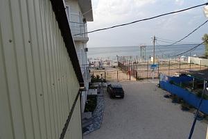 Базы отдыха Голубицкой рядом с пляжем, "Номера У Моря" рядом с пляжем - забронировать