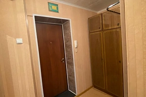Квартиры Азнакаева 2-комнатные, 1-комнатная Шайхутдинова 5 2х-комнатная - снять
