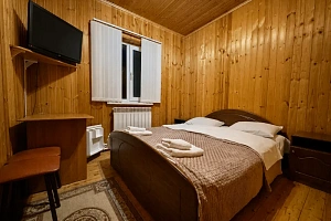 Фото номера «Двухместный стандарт  (1 двуспальная или 2 односпальные кровати)», 1