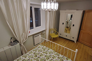 Гостиницы Великого Новгорода с сауной, 2х-комнатная Десятинная 20к2 с сауной