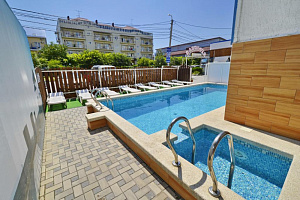 Отели Витязево с крытым бассейном, "Hellas" с крытым бассейном - фото