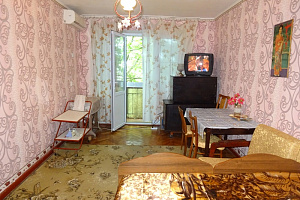 1-комнатная квартира Имама Шамиля 4 кв 32 в Сухуме фото 3