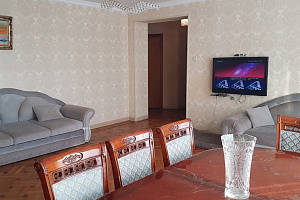 Квартиры Абхазии с кухней, 2х-комнатная Аиааира 144 с кухней - цены
