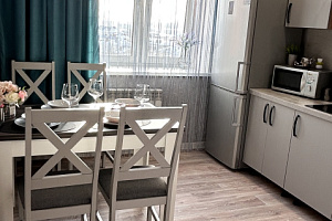 "Рядом с заводом Урал" квартира-студия