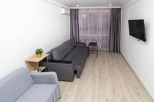 2х-комнатная квартира Генерала Петрова 12